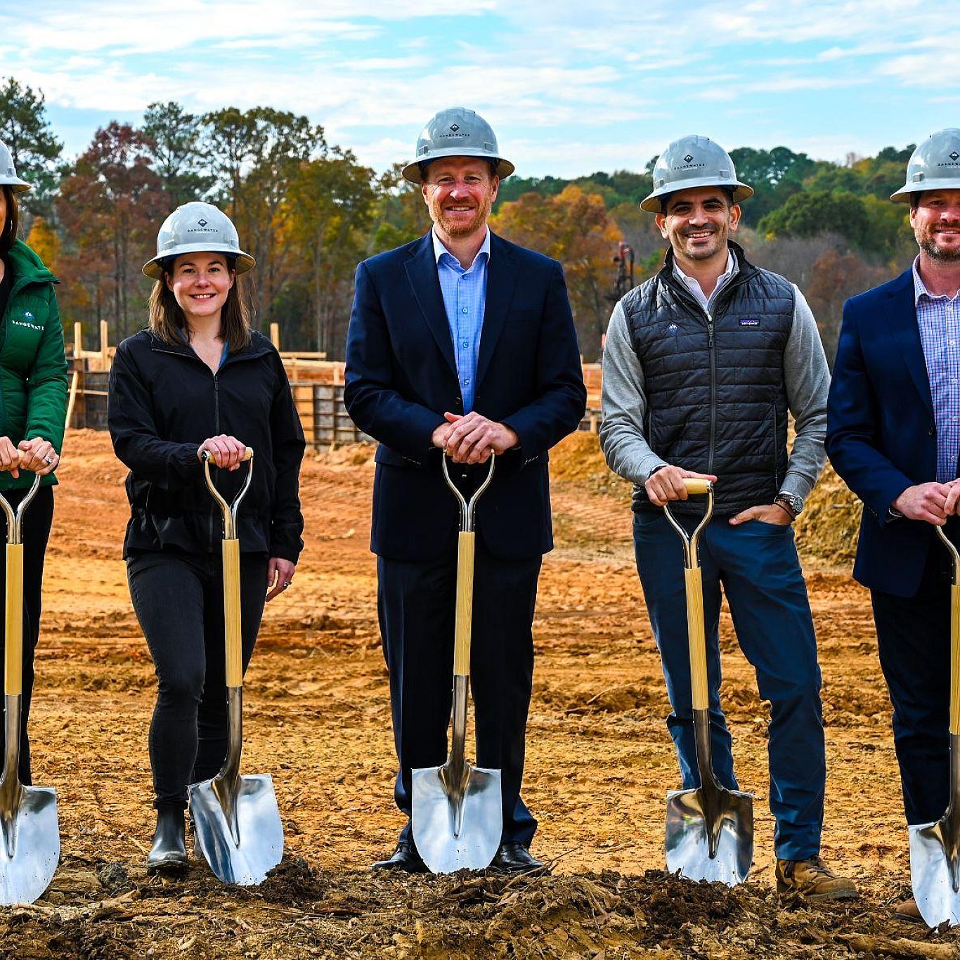 Margot Ground Breaking 19 RS